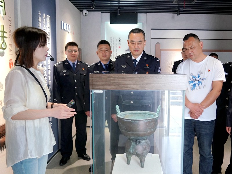 9.沉浸式党课教学 (1).JPG